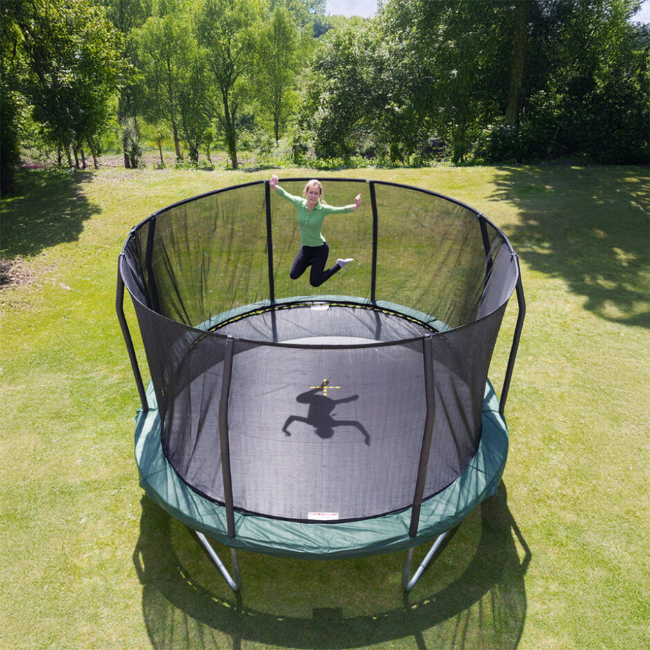 Trampollen Trampoliner fra Jumpking – for trygg og aktiv lek i hagen